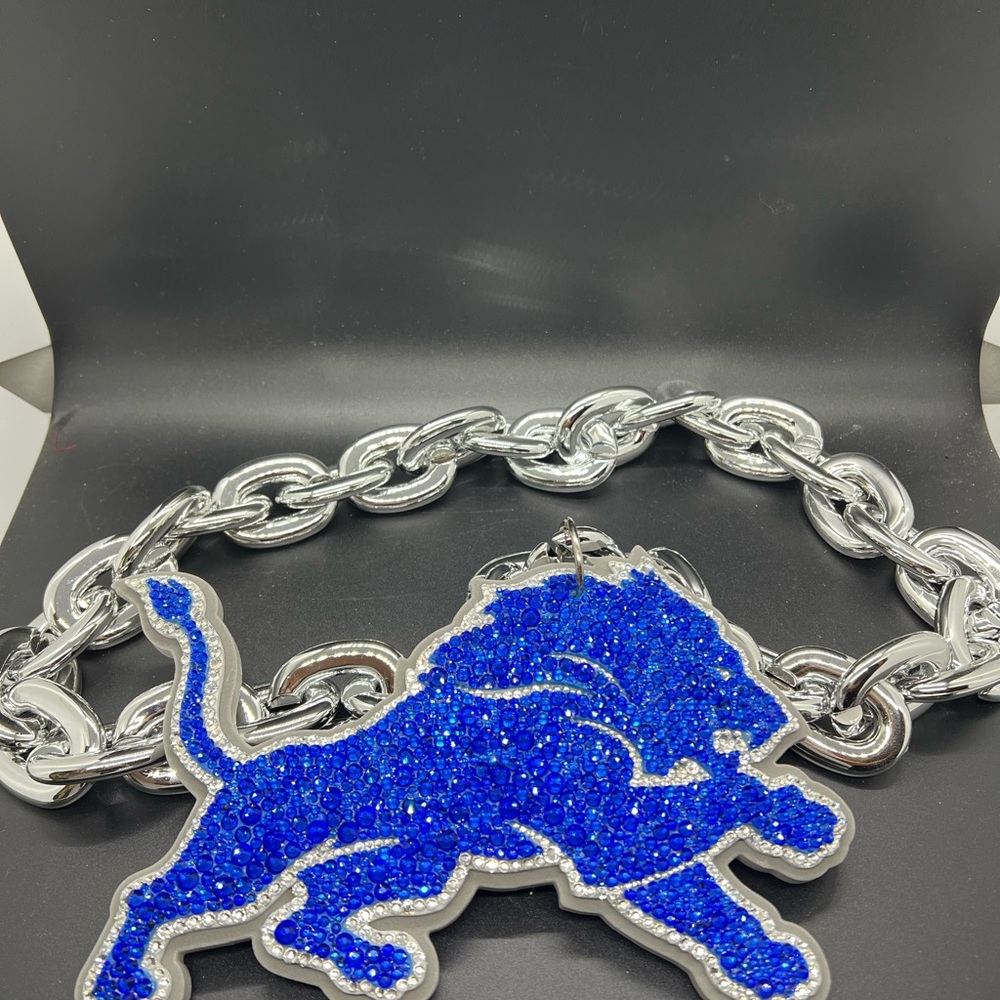 BLINGED DETROIT LIONS NFL Fanchain Necklace